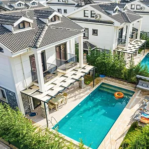 4-bedroom-holiday-villa-in-hisarn-ldeniz-hisar-4.turkeyfethiyehotels.com/